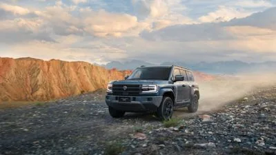 Denza B5 estreia no Brasil: SUV off-road híbrido de luxo é revelado no Salão do Automóvel por R$ 436 mil