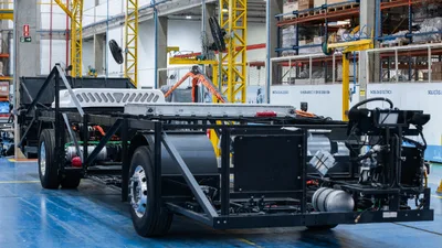 Bateria Blade da BYD chega aos ônibus elétricos no Brasil, prometendo mais segurança e eficiência